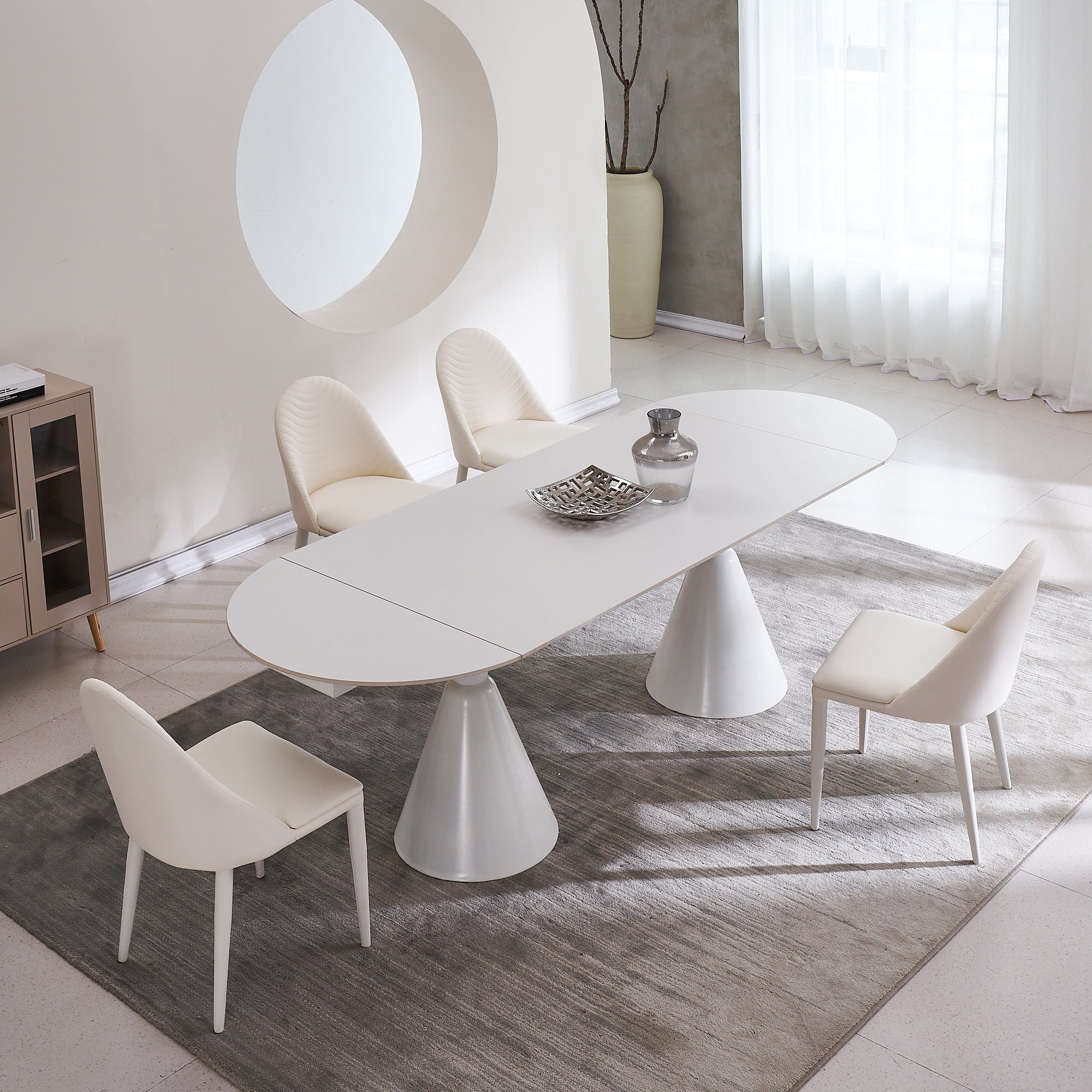 Oval dining 2025 table for 8