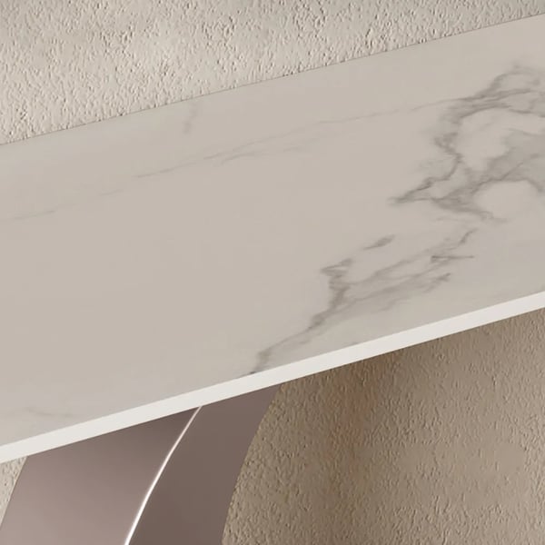 Table console étroite de 47 po, plateau en pierre frittée blanche et base en acier au carbone demi-lune