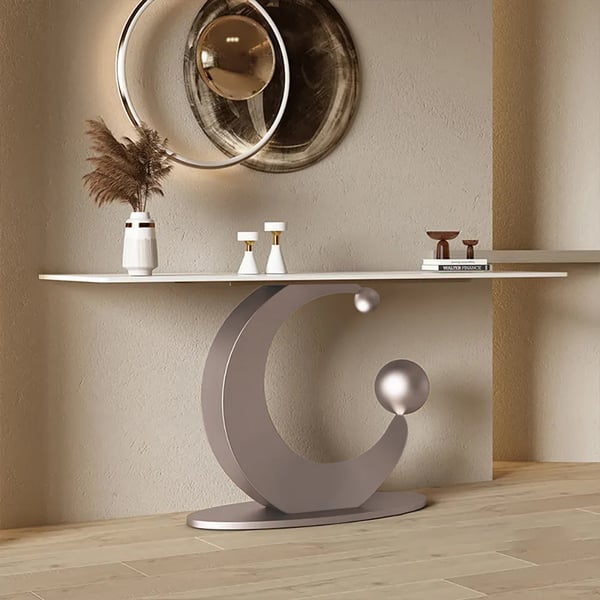 Table console étroite de 47 po, plateau en pierre frittée blanche et base en acier au carbone demi-lune