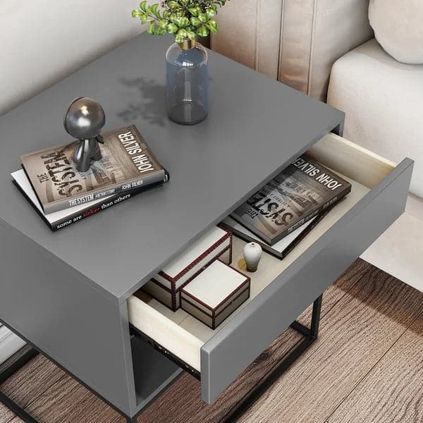 Table de chevet de chambre grise avec tiroir, base en métal