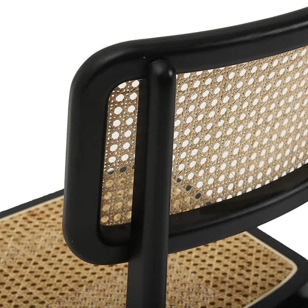 Chaise de salle à manger noire moderne en rotin et frêne