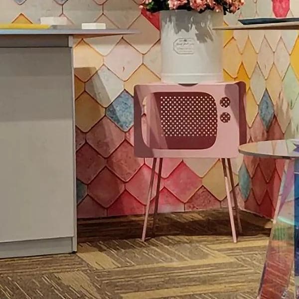 Modern End Table in Television Shape Hollow Side Table in Fresh Pink