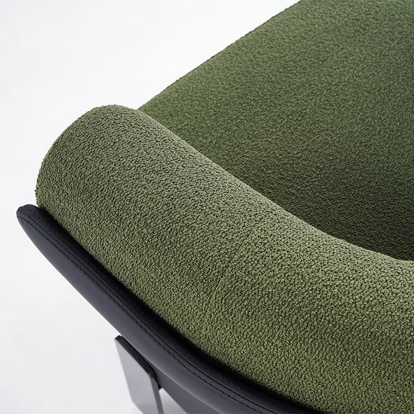 Chaise d'appoint moderne rembourrée en boucle verte avec dossier rond
