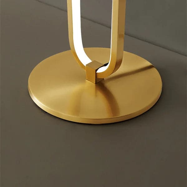 Lampadaire LED linéaire moderne, Base en métal doré, lampe sur pied en laiton