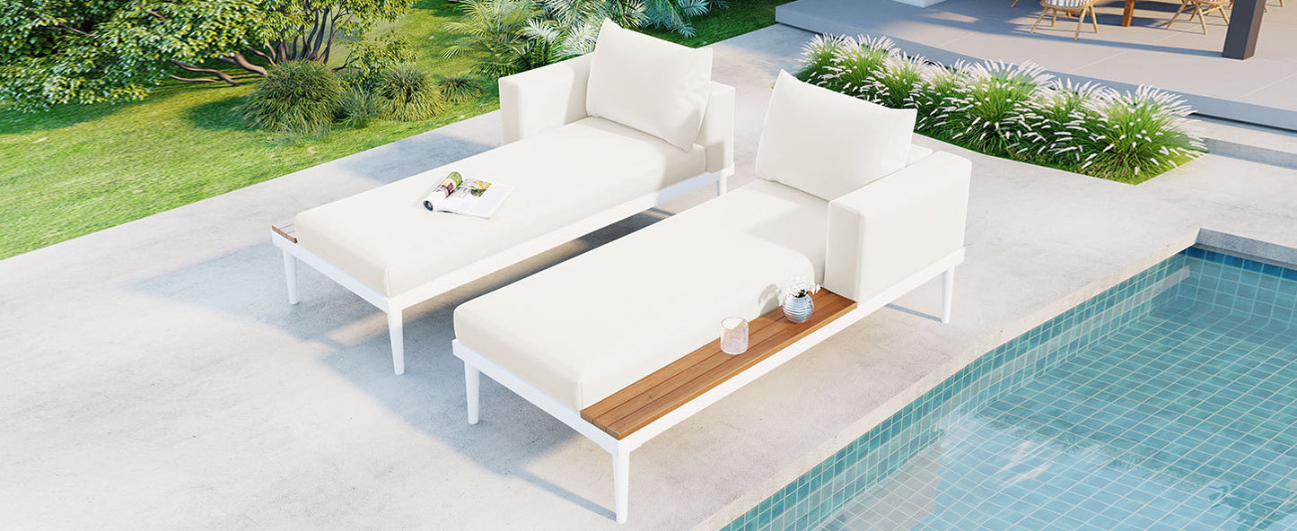 TOPMAX Lit de repos d'extérieur moderne en métal avec espaces latéraux en bois pour boissons, chaise longue rembourrée 2 en 1 pour bord de piscine, balcon, terrasse, beige