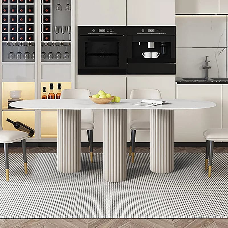 Table de salle à manger ovale moderne de 55,1 po avec plateau en pierre frittée et 3 pieds en blanc