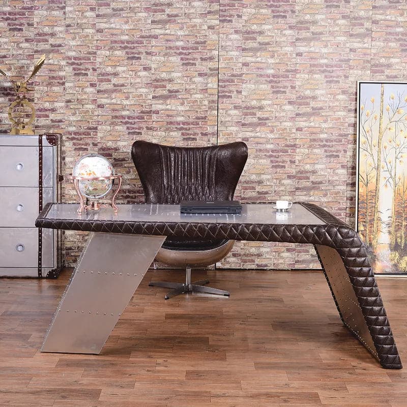 Chaise de bureau pivotante en cuir rembourrée avec dossier à oreilles, marron et argent