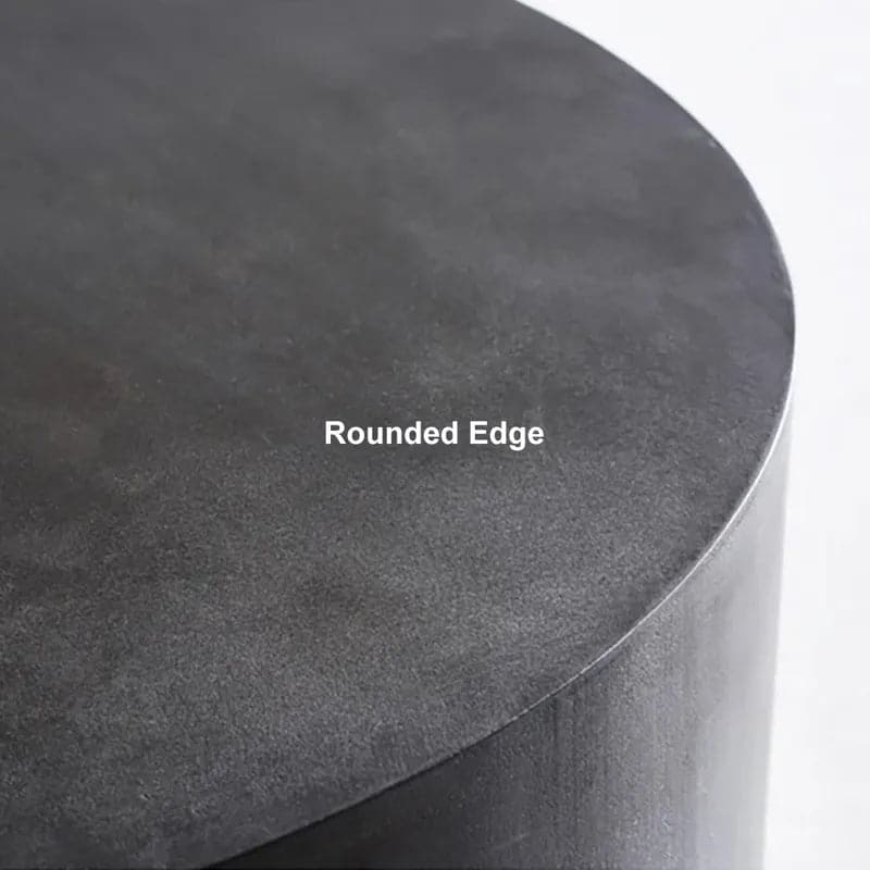 Table basse industrielle ronde en simili-ciment en gris foncé
